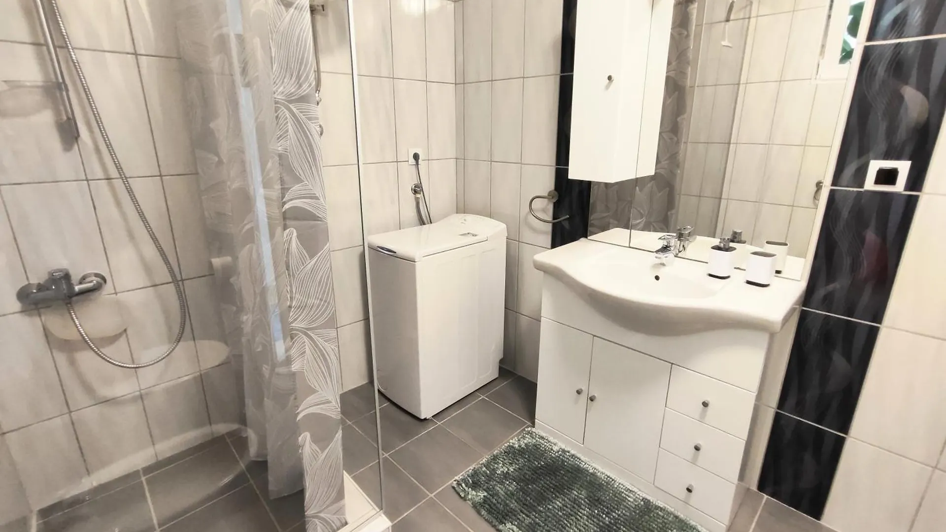 Ferienhaus Apartments Pavao 1402 Pula Kroatien