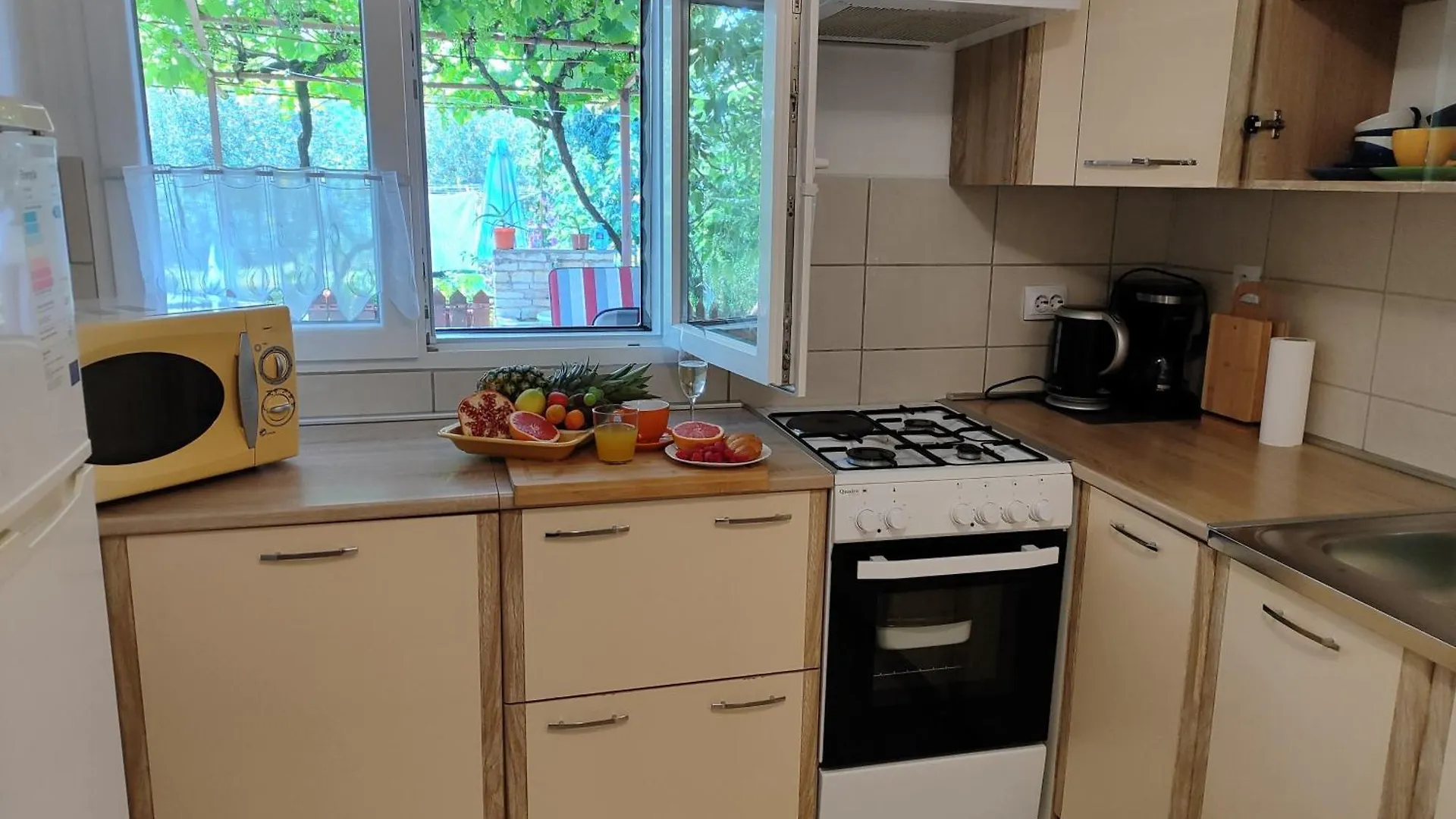 Apartments Pavao 1402 Pula 0*,