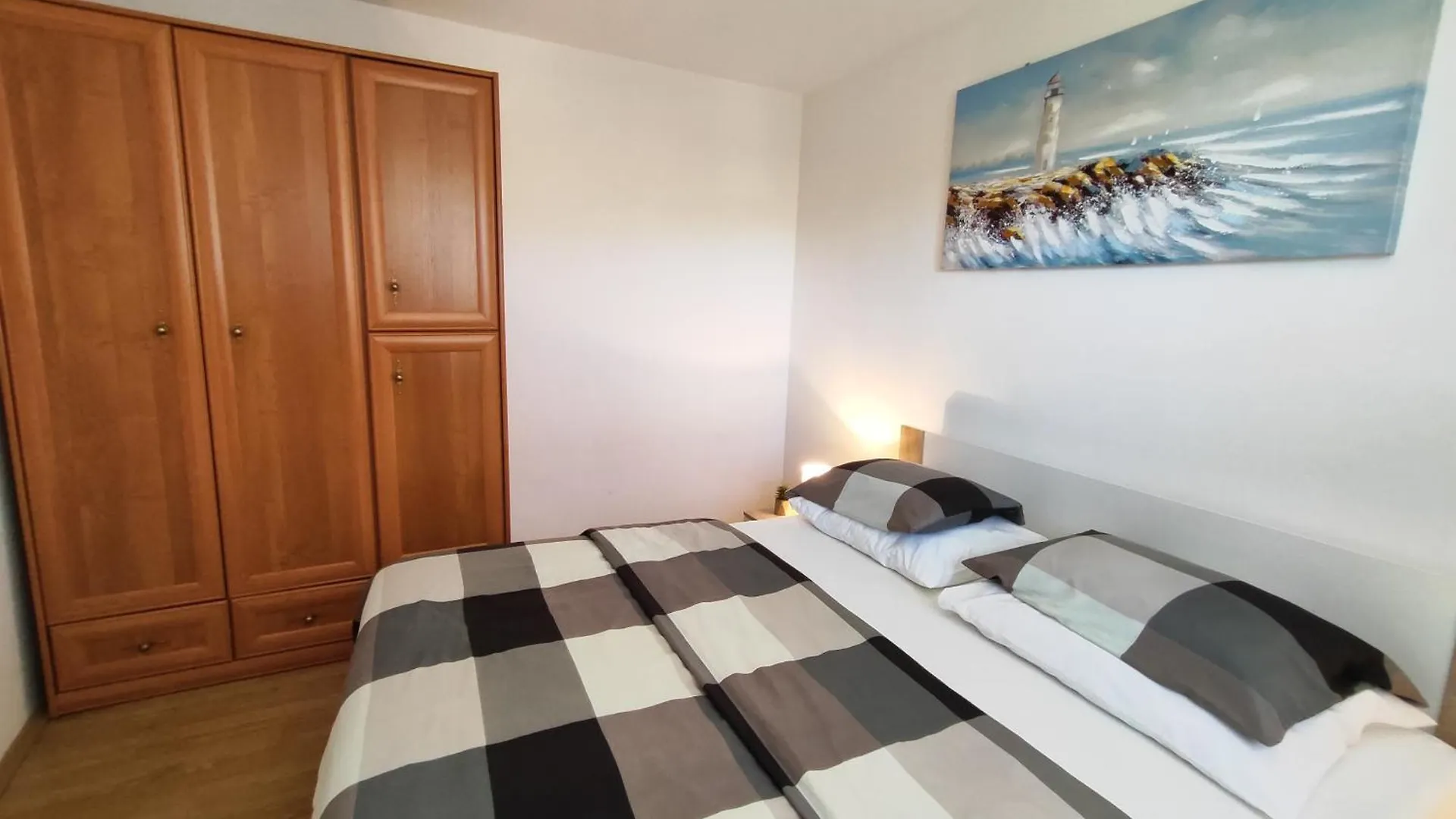Ferienhaus Apartments Pavao 1402 Pula